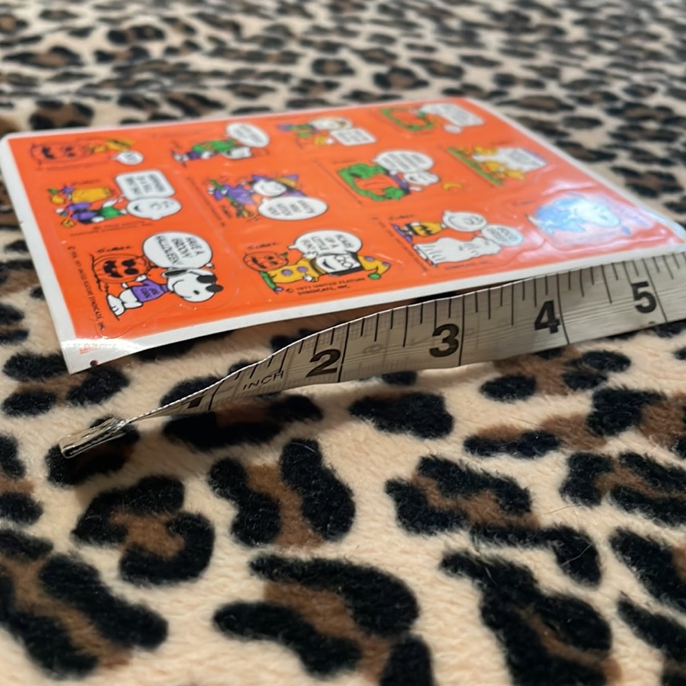 Vintage PEANUTS Gang Halloween 🎃 Stickers Hallmark Charlie Brown Snoopy Pumpkin - Picture 7 of 7